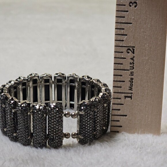 Black Cuff Bracelet Sparkles Fashion Jewelry Lightweight Gothic Dark Glamour - Picture 11 of 11